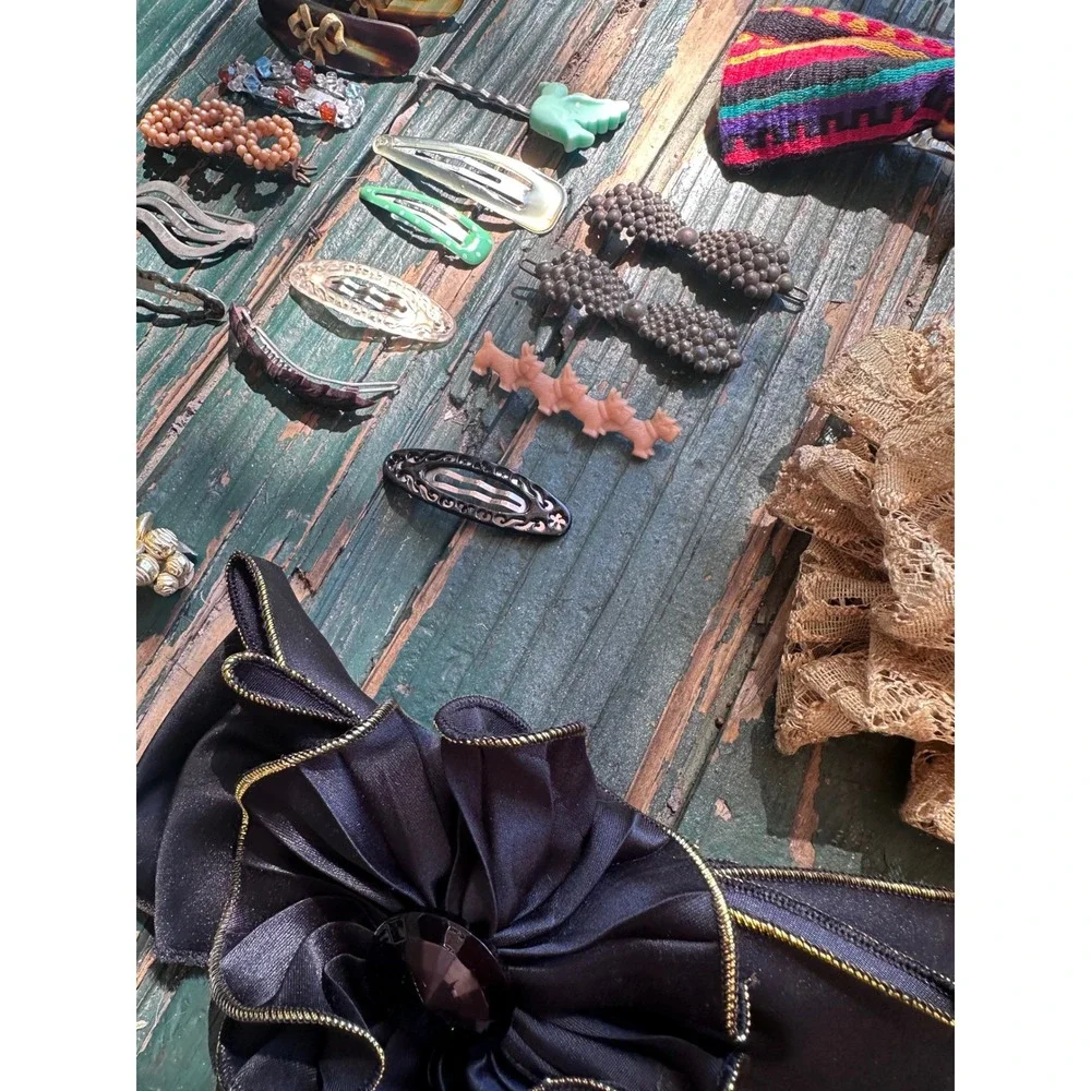 Vintage Hair Accessory Lot Scrunchie Banana Clip Bow Barrettes Bobby Pins 18pc